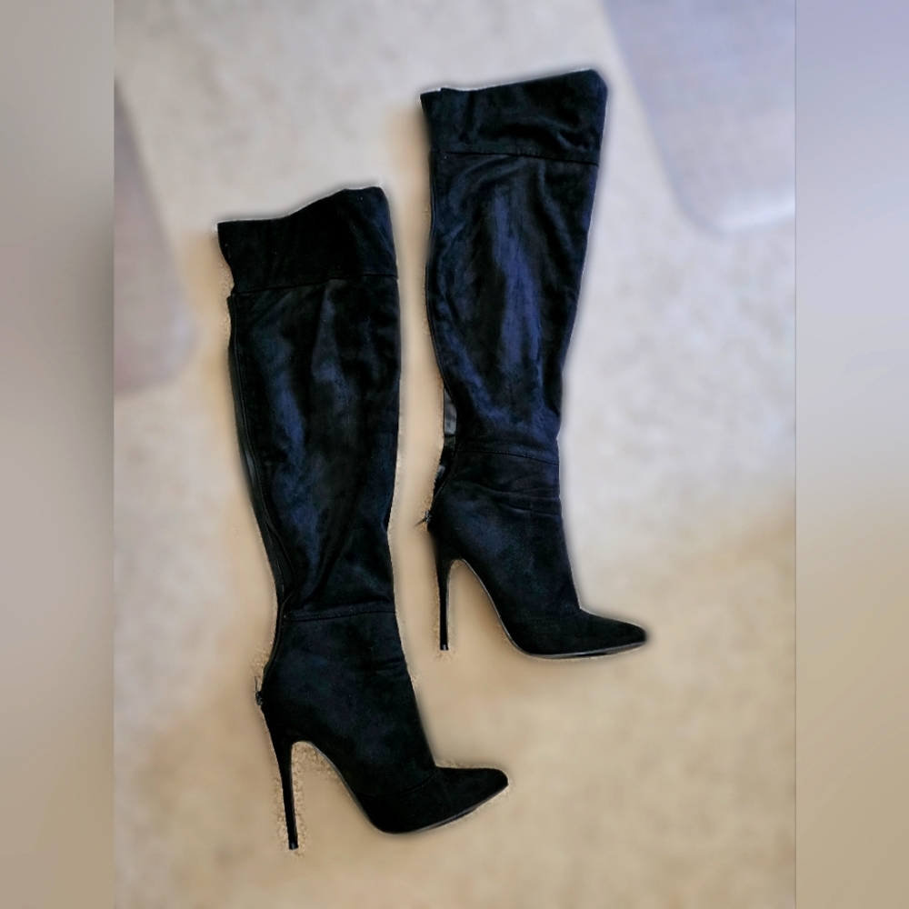 [SOLD]Fashion Nova Black Thigh High Boots - Picture 3 of 10